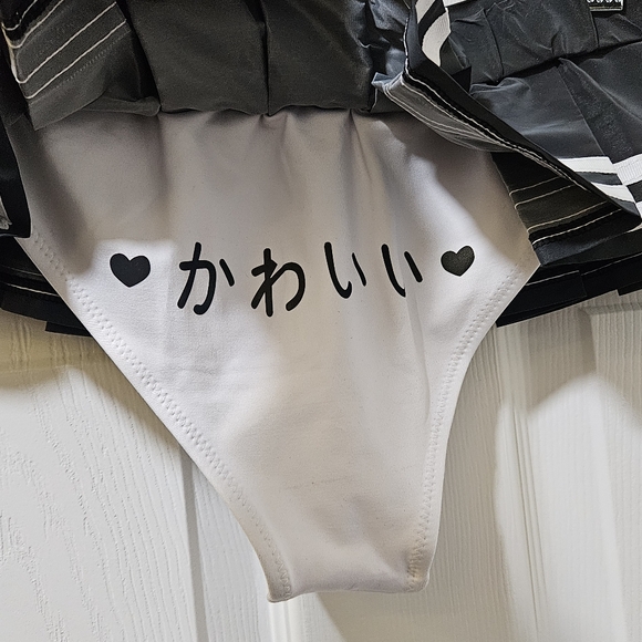 Moeflavor Kawaii Reflective Rainbow Sailor Set - Picture 7 of 7